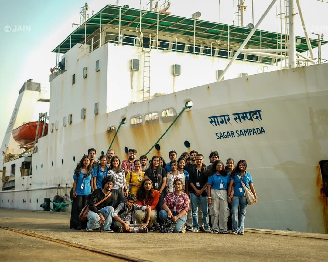 A featured Image for this section