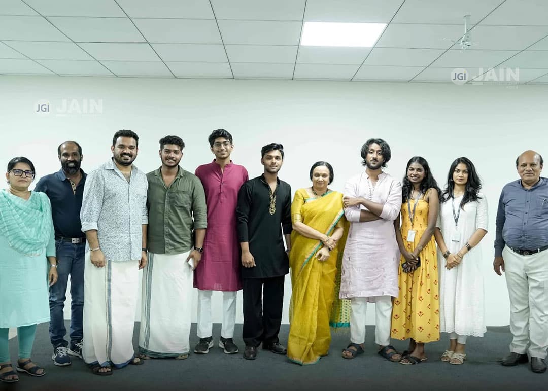 A featured Image for this section