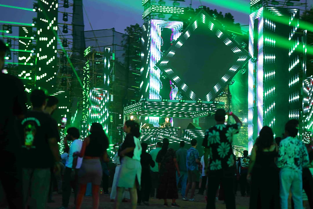 A featured Image for this section